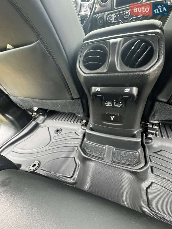 Внедорожник / Кроссовер Jeep Wrangler 2021 в Львове фото 30 Внедорожник / Кроссовер Jeep Wrangler 2021 в Львове