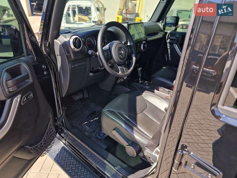 Внедорожник / Кроссовер Jeep Wrangler 2015 в Одессе фото 50 Внедорожник / Кроссовер Jeep Wrangler 2015 в Одессе