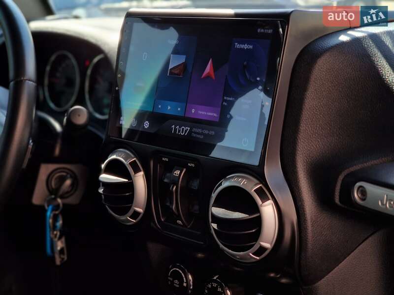 Внедорожник / Кроссовер Jeep Wrangler 2015 в Одессе фото 63 Внедорожник / Кроссовер Jeep Wrangler 2015 в Одессе