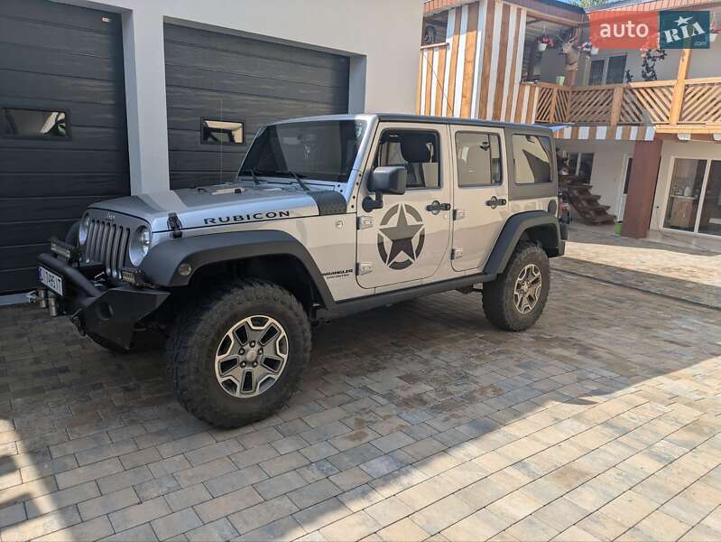 Позашляховик / Кросовер Jeep Wrangler 2014 в 