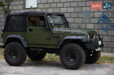 Внедорожник / Кроссовер Jeep Wrangler 2000 в Киеве