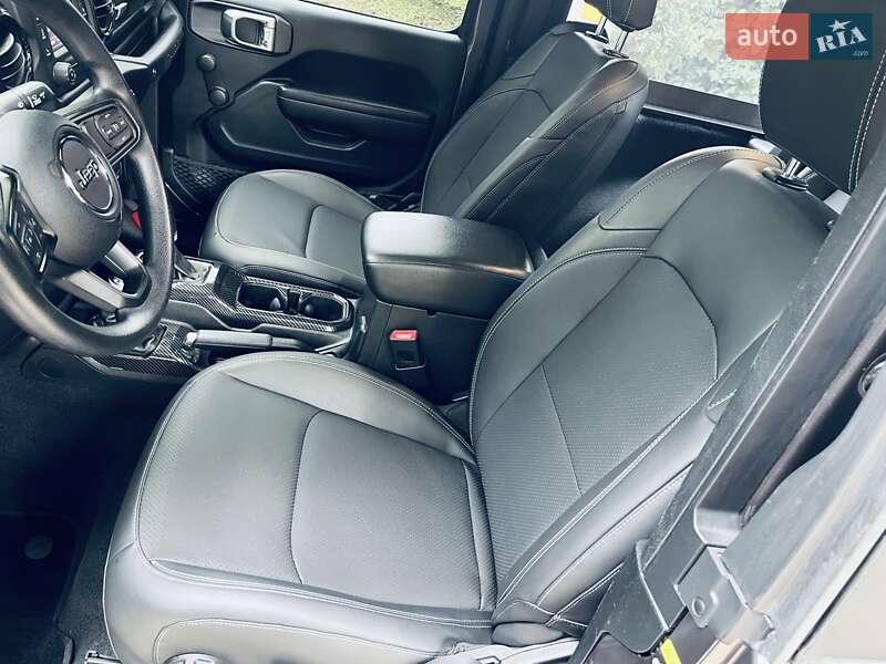 Внедорожник / Кроссовер Jeep Wrangler 2021 в Киеве