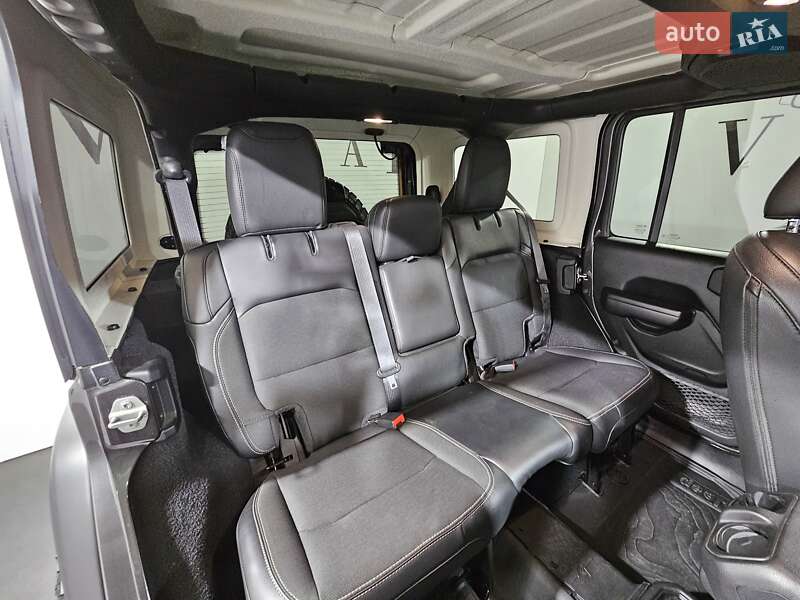 Внедорожник / Кроссовер Jeep Wrangler 2021 в Киеве