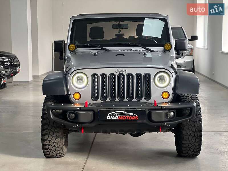 Внедорожник / Кроссовер Jeep Wrangler 2012 в Полтаве