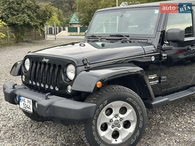 Позашляховик / Кросовер Jeep Wrangler 2013 в Бродах