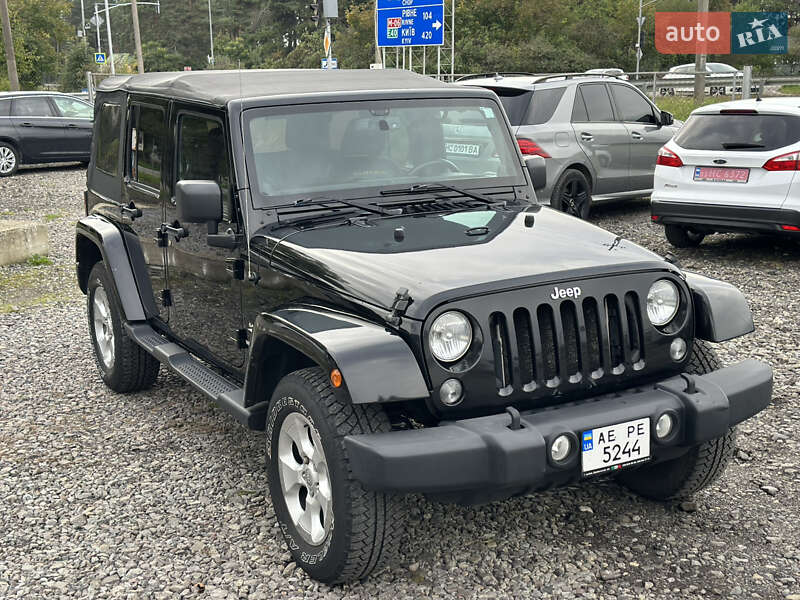 Позашляховик / Кросовер Jeep Wrangler 2013 в Бродах