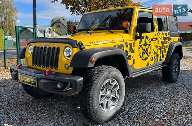Внедорожник / Кроссовер Jeep Wrangler 2015 в 