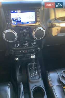 Позашляховик / Кросовер Jeep Wrangler 2012 в  фото 19 Позашляховик / Кросовер Jeep Wrangler 2012 в
