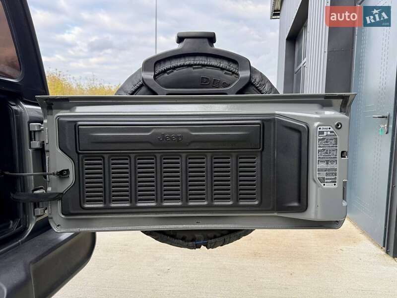 Внедорожник / Кроссовер Jeep Wrangler 2022 в Дубно