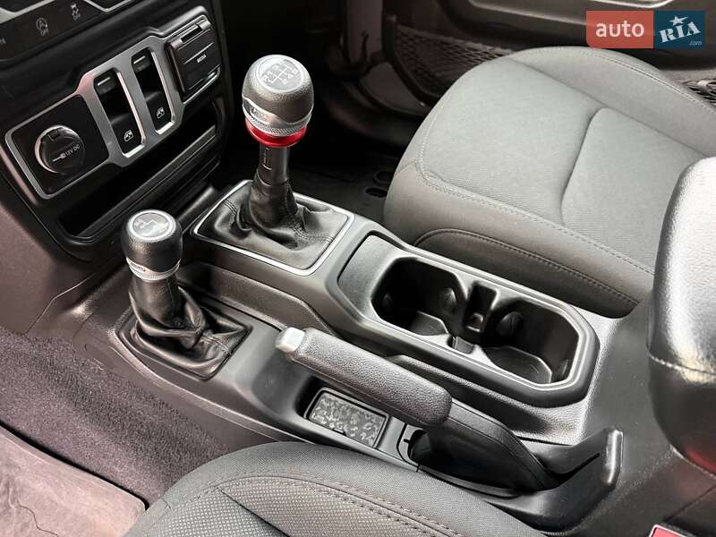 Внедорожник / Кроссовер Jeep Wrangler 2022 в Дубно