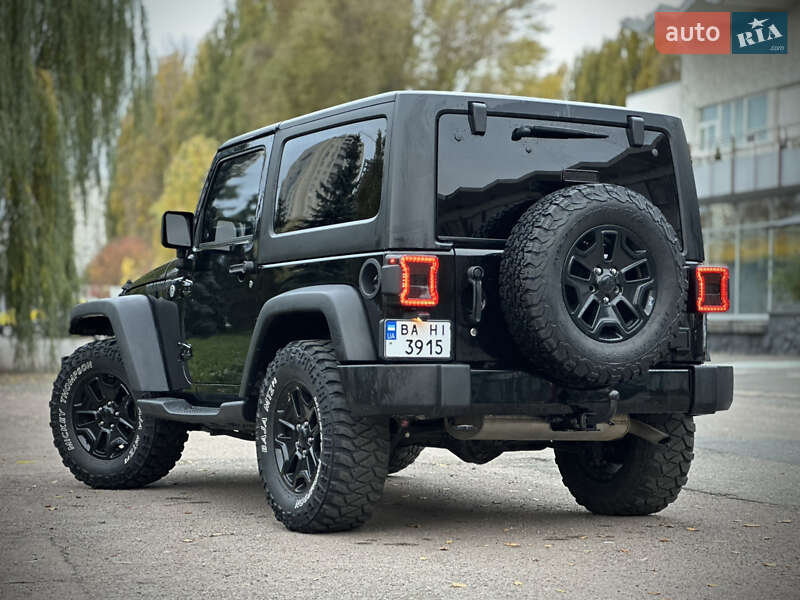 Внедорожник / Кроссовер Jeep Wrangler 2015 в Киеве фото 12 Внедорожник / Кроссовер Jeep Wrangler 2015 в Киеве
