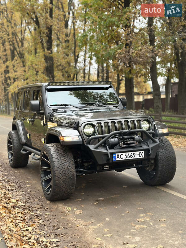 Внедорожник / Кроссовер Jeep Wrangler 2019 в Киеве