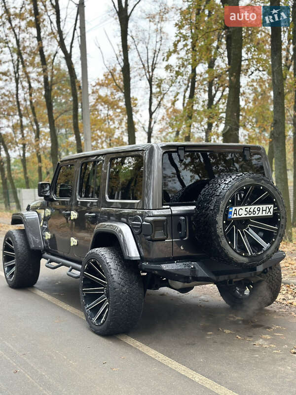 Внедорожник / Кроссовер Jeep Wrangler 2019 в Киеве