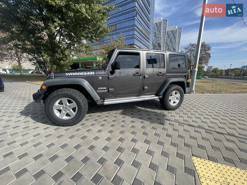 Внедорожник / Кроссовер Jeep Wrangler 2016 в Ставище фото 7 Внедорожник / Кроссовер Jeep Wrangler 2016 в Ставище