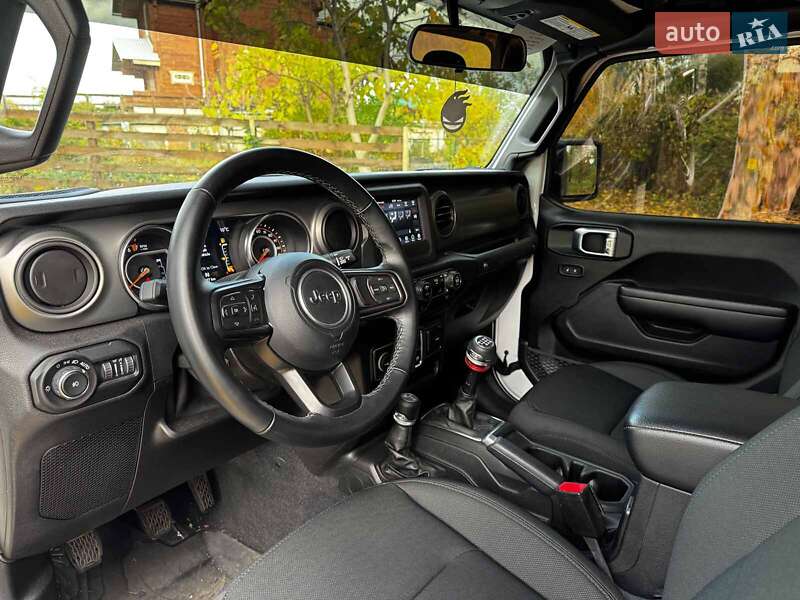 Внедорожник / Кроссовер Jeep Wrangler 2021 в Киеве