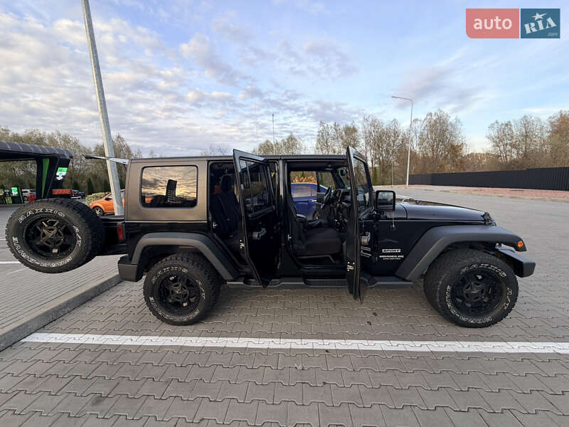Внедорожник / Кроссовер Jeep Wrangler 2014 в Хмельницком