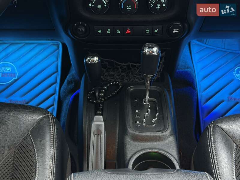 Внедорожник / Кроссовер Jeep Wrangler 2017 в Харькове фото 32 Внедорожник / Кроссовер Jeep Wrangler 2017 в Харькове