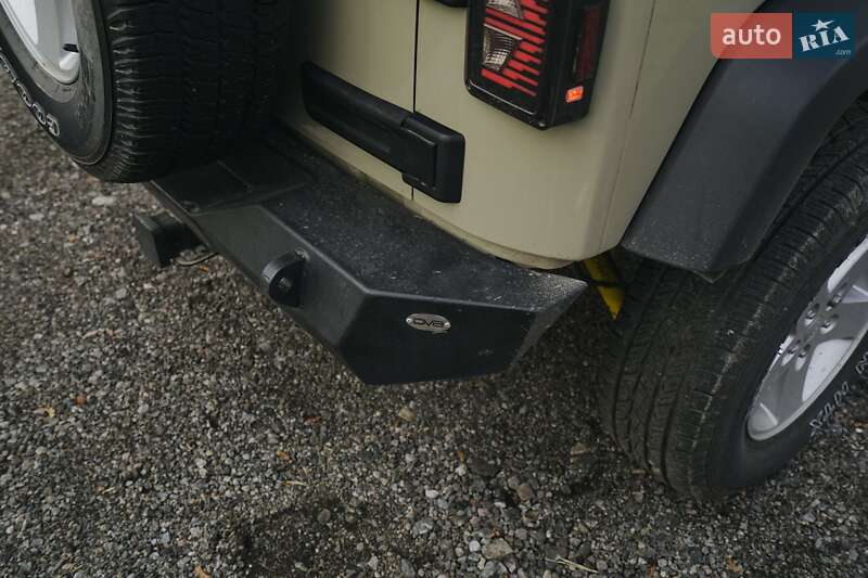 Внедорожник / Кроссовер Jeep Wrangler 2017 в Харькове