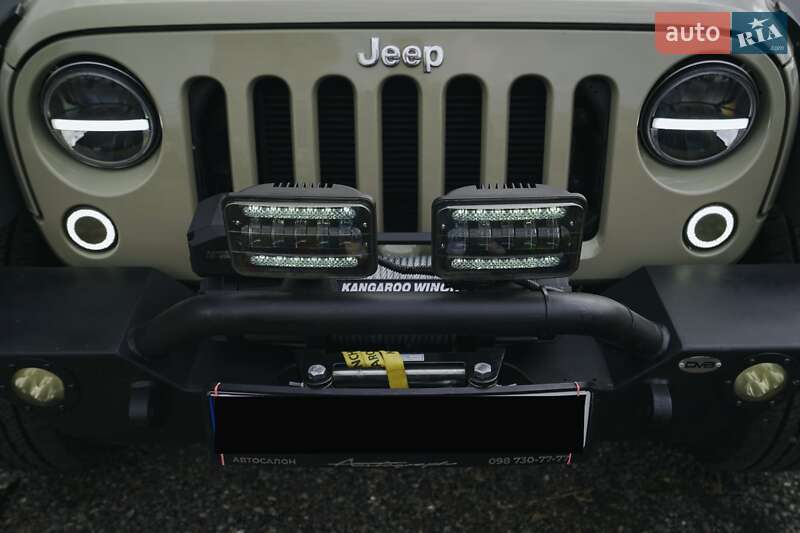 Внедорожник / Кроссовер Jeep Wrangler 2017 в Харькове