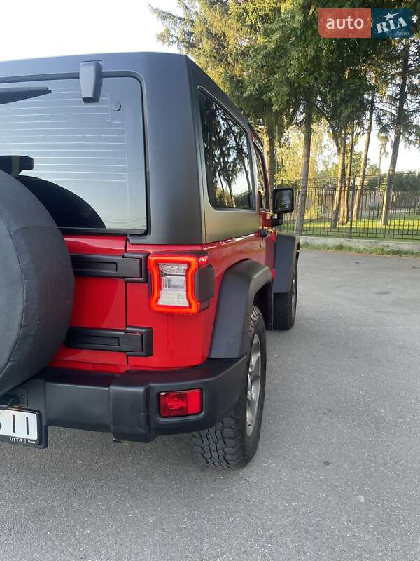 Внедорожник / Кроссовер Jeep Wrangler 2017 в Борисполе фото 14 Внедорожник / Кроссовер Jeep Wrangler 2017 в Борисполе