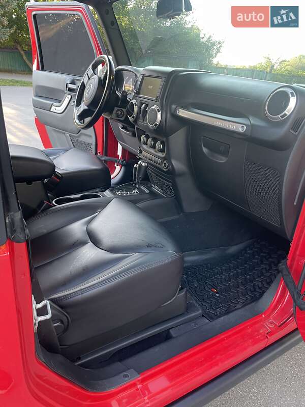 Внедорожник / Кроссовер Jeep Wrangler 2017 в Борисполе фото 21 Внедорожник / Кроссовер Jeep Wrangler 2017 в Борисполе