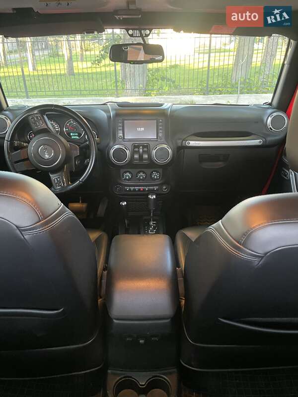 Внедорожник / Кроссовер Jeep Wrangler 2017 в Борисполе фото 30 Внедорожник / Кроссовер Jeep Wrangler 2017 в Борисполе