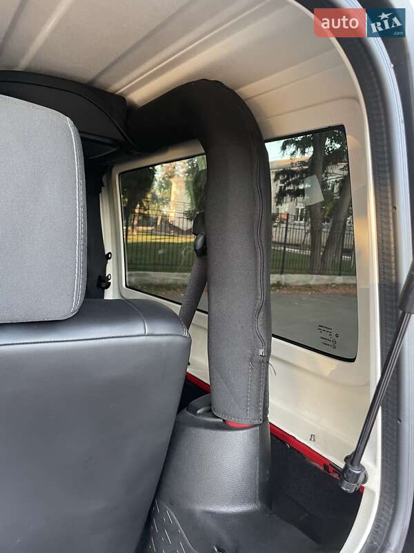 Внедорожник / Кроссовер Jeep Wrangler 2017 в Борисполе фото 32 Внедорожник / Кроссовер Jeep Wrangler 2017 в Борисполе