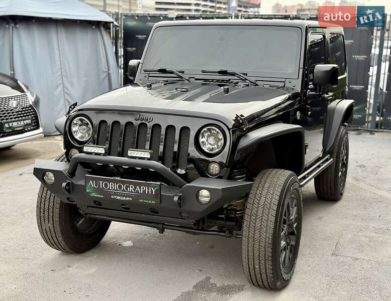 Позашляховик / Кросовер Jeep Wrangler 2016 в Києві фото 13 Позашляховик / Кросовер Jeep Wrangler 2016 в Києві