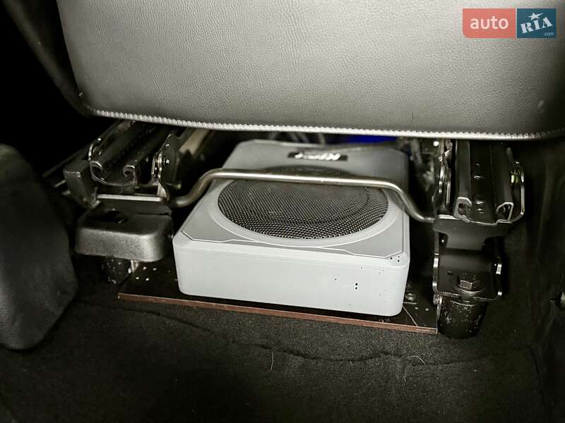 Позашляховик / Кросовер Jeep Wrangler 2016 в Києві фото 49 Позашляховик / Кросовер Jeep Wrangler 2016 в Києві