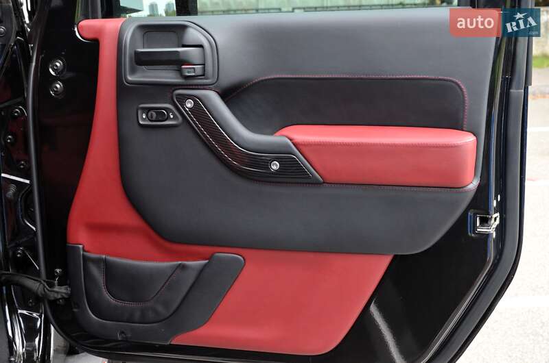 Внедорожник / Кроссовер Jeep Wrangler 2017 в Киеве фото 49 Внедорожник / Кроссовер Jeep Wrangler 2017 в Киеве