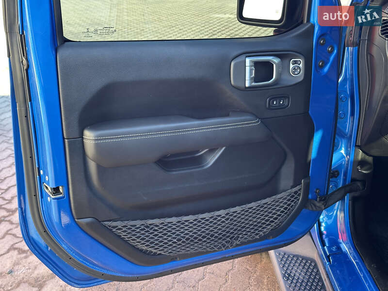 Внедорожник / Кроссовер Jeep Wrangler 2021 в Львове