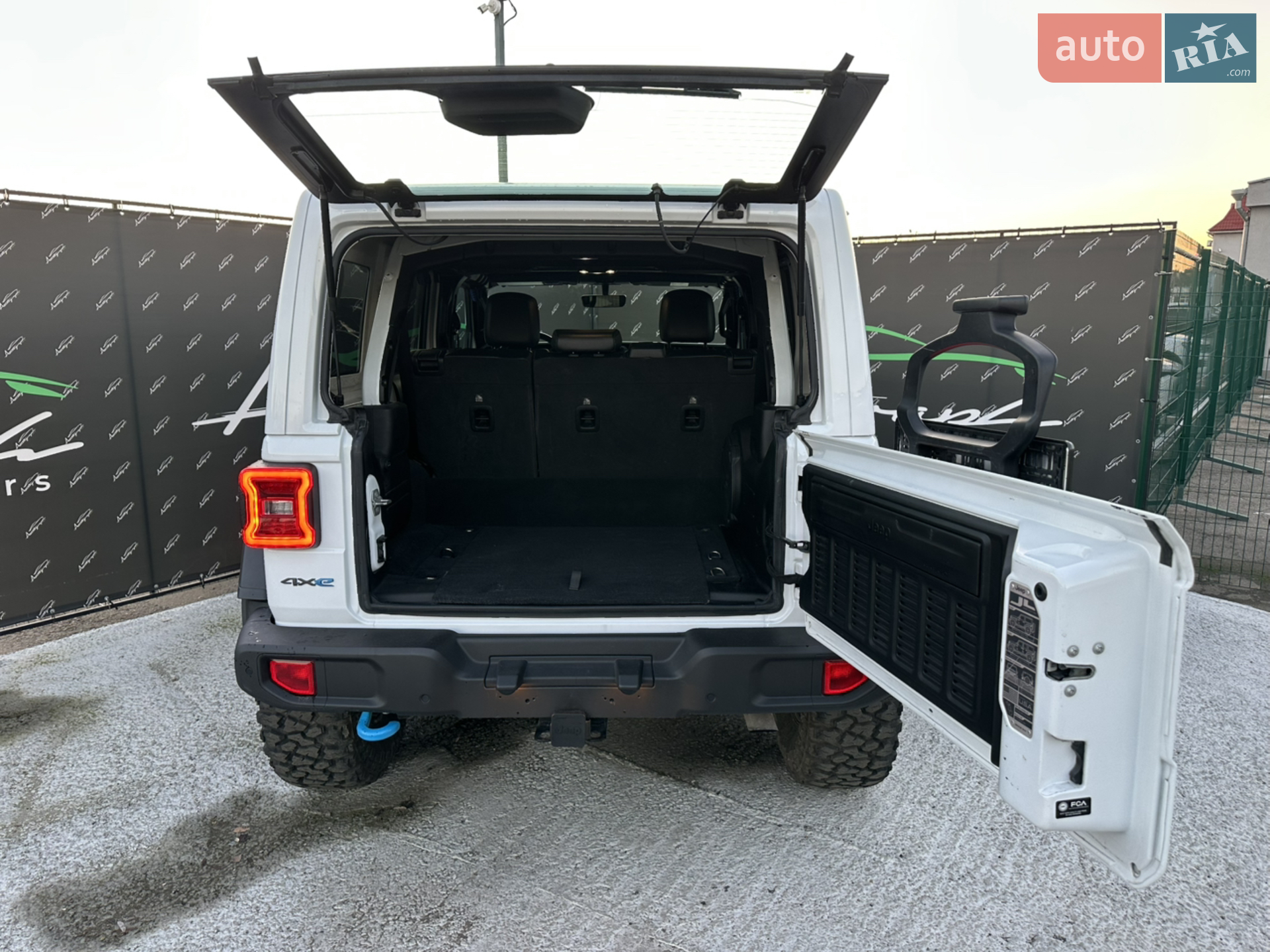2022 Jeep Wrangler - мініатюра 33