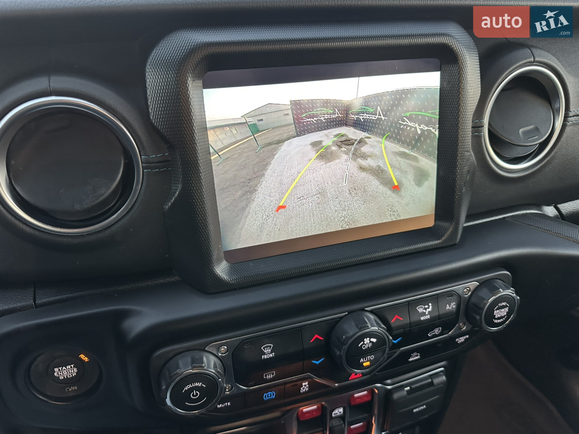 2022 Jeep Wrangler - мініатюра 39