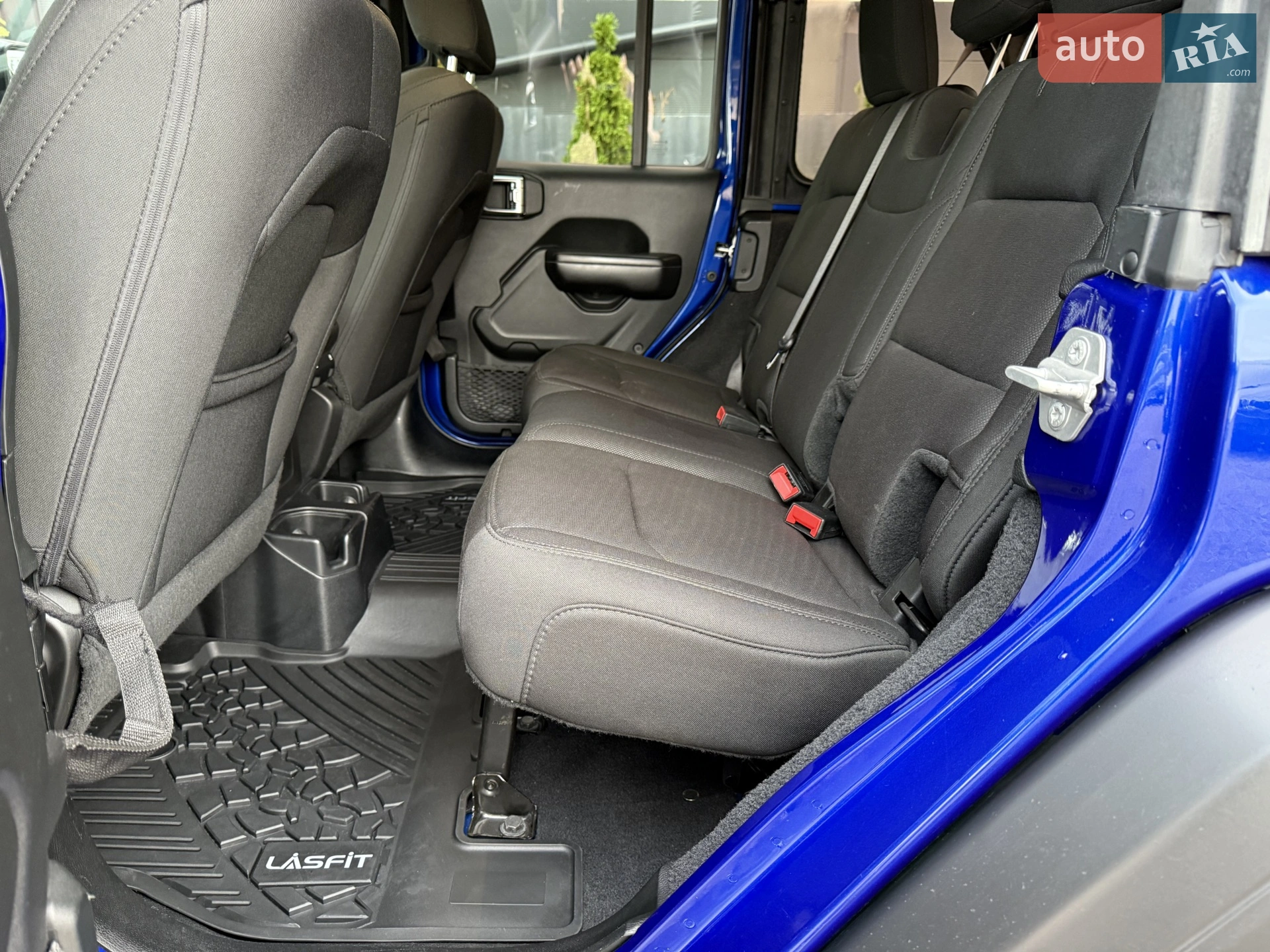 2019 Jeep Wrangler - мініатюра 17