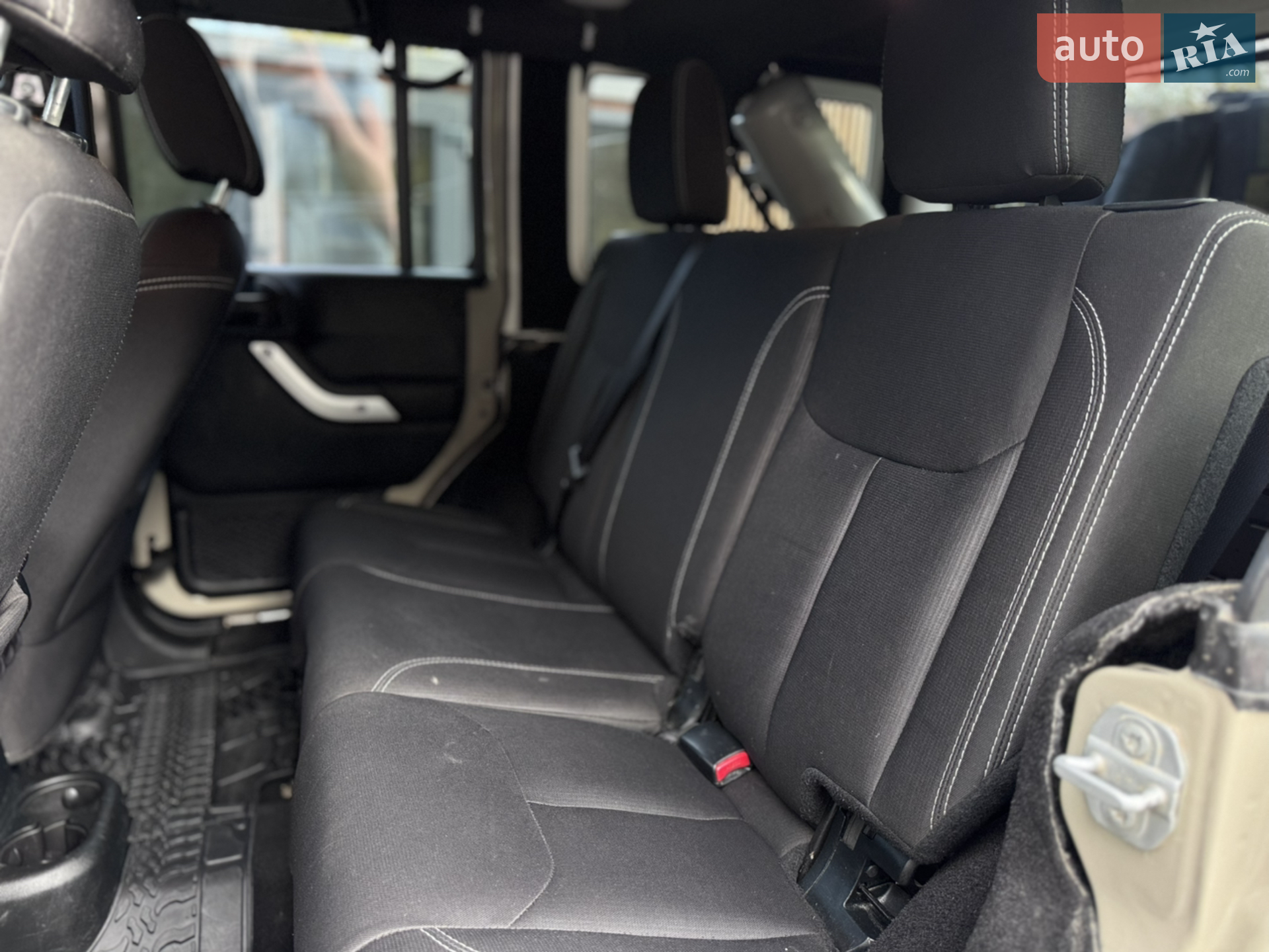 2017 Jeep Wrangler - мініатюра 25
