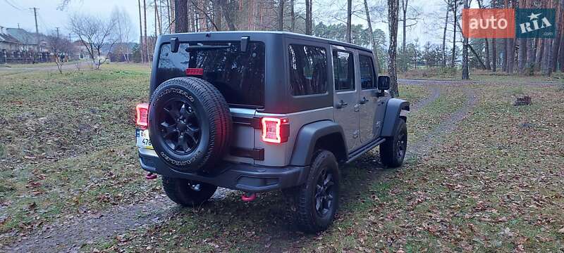 Позашляховик / Кросовер Jeep Wrangler 2015 в Дубні фото 12 Позашляховик / Кросовер Jeep Wrangler 2015 в Дубні