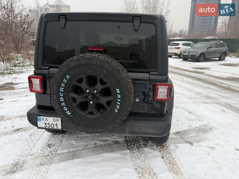 Внедорожник / Кроссовер Jeep Wrangler 2022 в Киеве