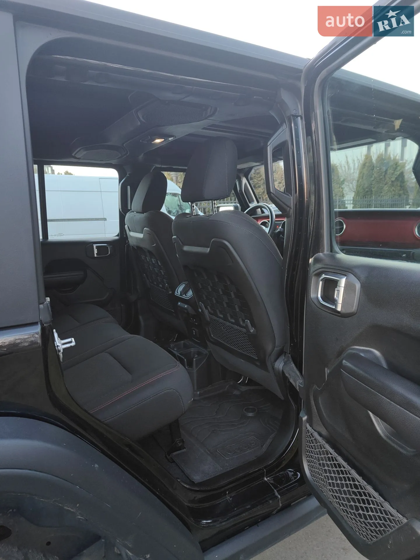 2018 Jeep Wrangler - мініатюра 21