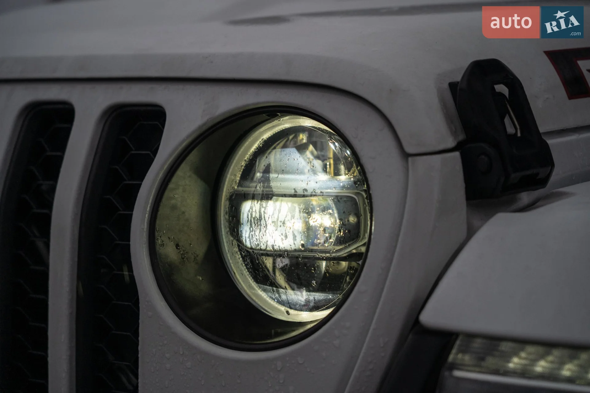 2020 Jeep Wrangler - мініатюра 16