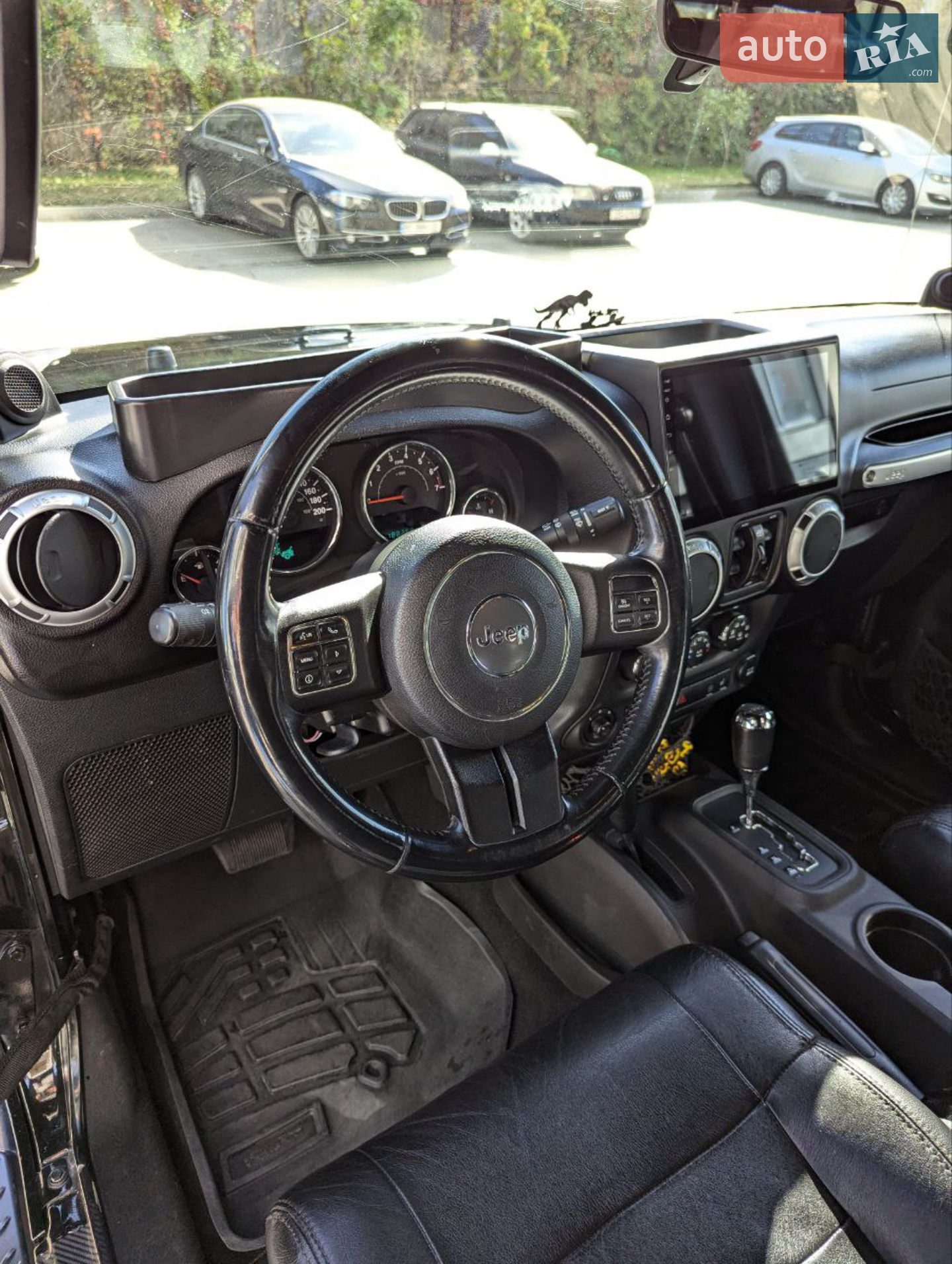 2012 Jeep Wrangler - мініатюра 19