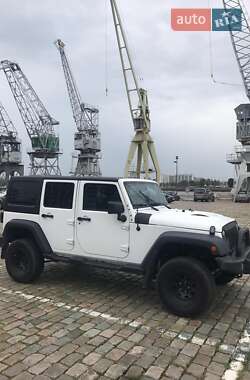 Позашляховик / Кросовер Jeep Wrangler 2016 в Києві