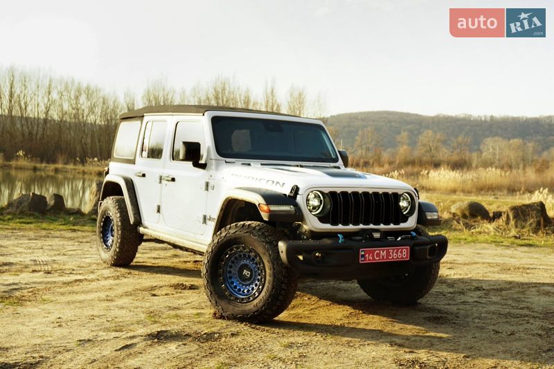 Внедорожник / Кроссовер Jeep Wrangler 2024 в Ужгороде