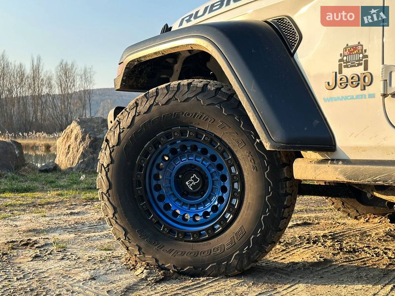 Внедорожник / Кроссовер Jeep Wrangler 2024 в Ужгороде