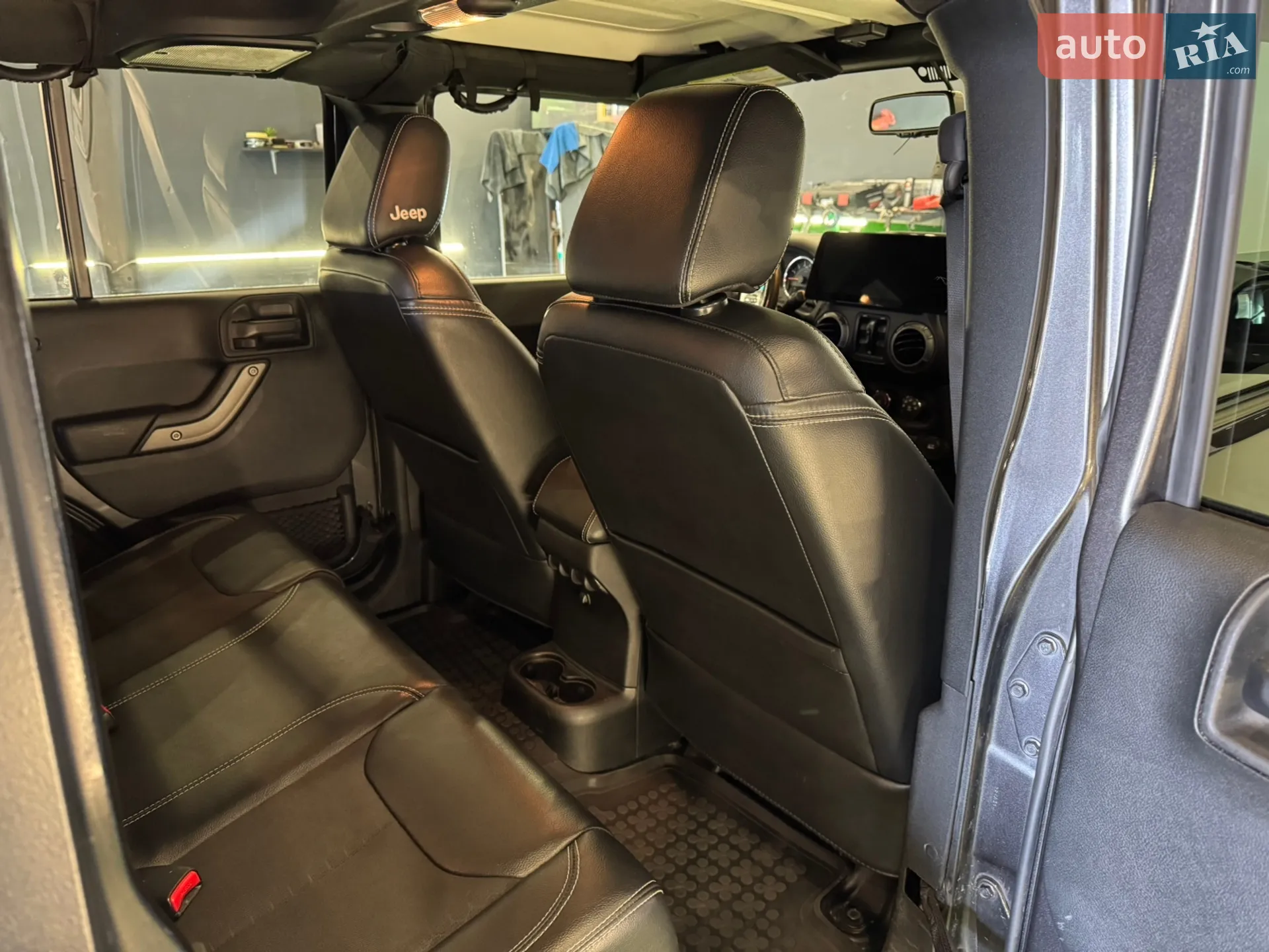 2017 Jeep Wrangler - мініатюра 48