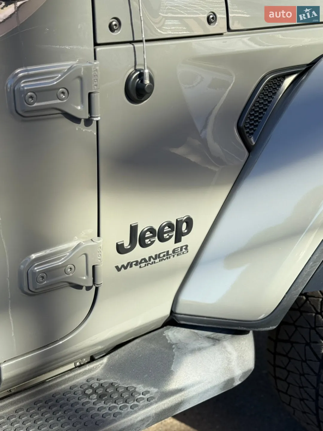 2022 Jeep Wrangler - мініатюра 9