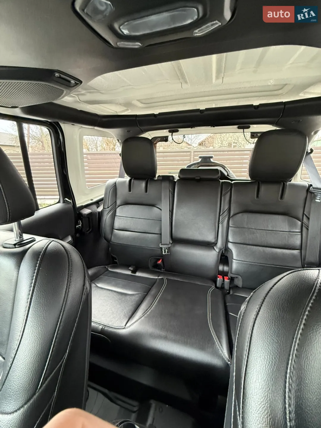 2021 Jeep Wrangler - мініатюра 24