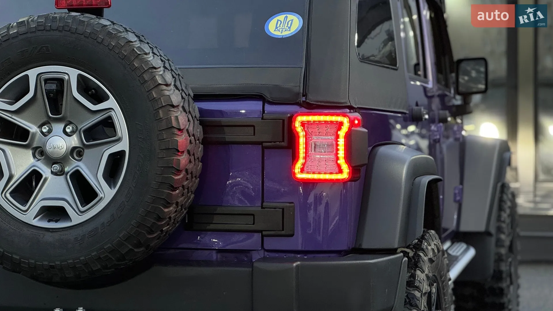 2017 Jeep Wrangler - мініатюра 47