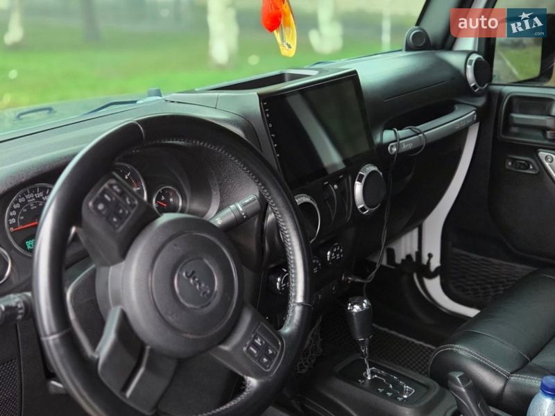 Позашляховик / Кросовер Jeep Wrangler 2013 в Кропивницькому