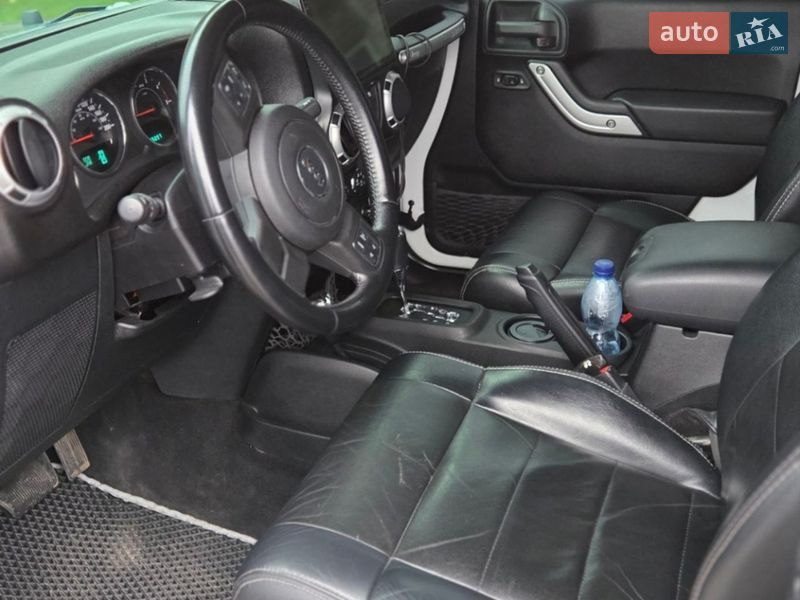Позашляховик / Кросовер Jeep Wrangler 2013 в Кропивницькому