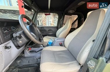 Внедорожник / Кроссовер Jeep Wrangler 2000 в Киеве